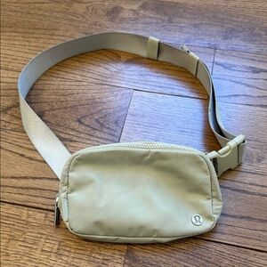 lululemon athletica Belt Bag in Tan